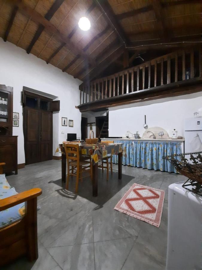 Domo Sedda Villa Galtellì Exteriör bild